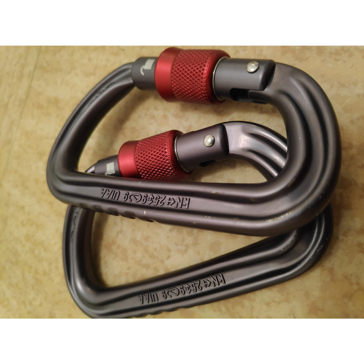 Ocun - Falcon Screw - Mousqueton à Vis 2 Ocun - Falcon Screw - Mousqueton à Vis – Image 2